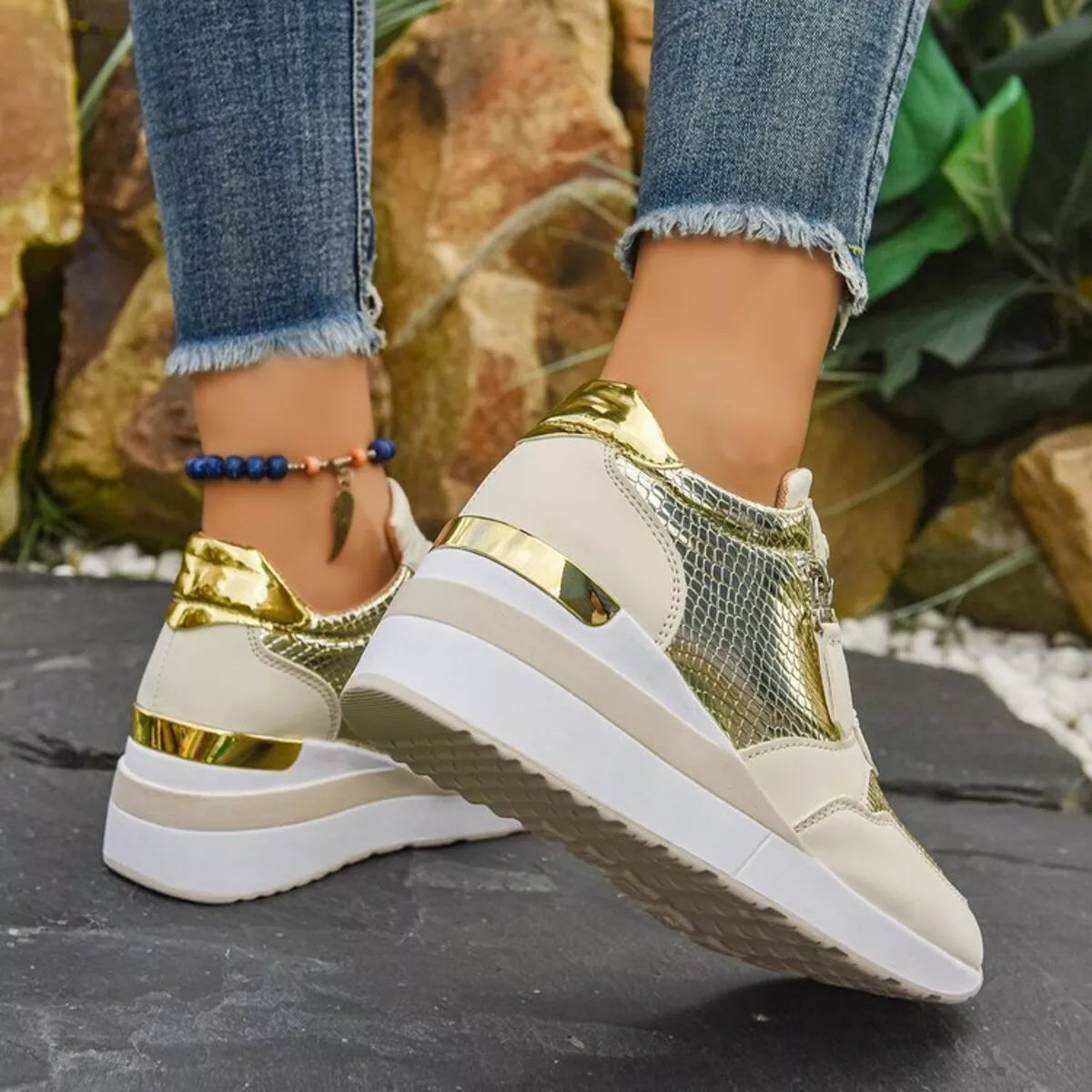 fe4ade8bfbed4f91bd214d89202ba4b3-Max-Origin